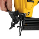 CLAVADORA 20V CALIBRE18 5/8"-2-1/8" DCN680D1 DEWALT