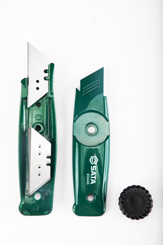 CUCHILLA RETRACTIL CUTTER ST93446SC CON BLOQUEO SATA