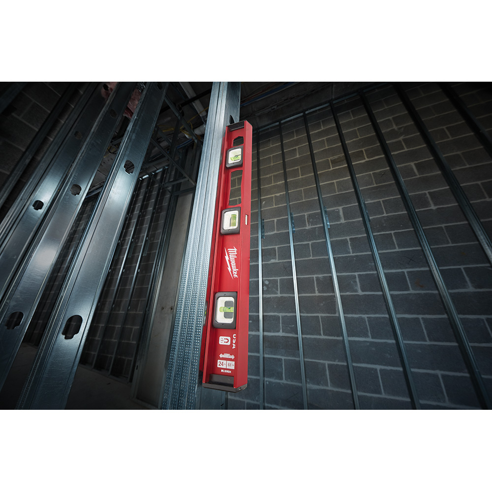 NIVEL MAGNETICO 24 PULGADAS MLIBM24 MILWAUKEE