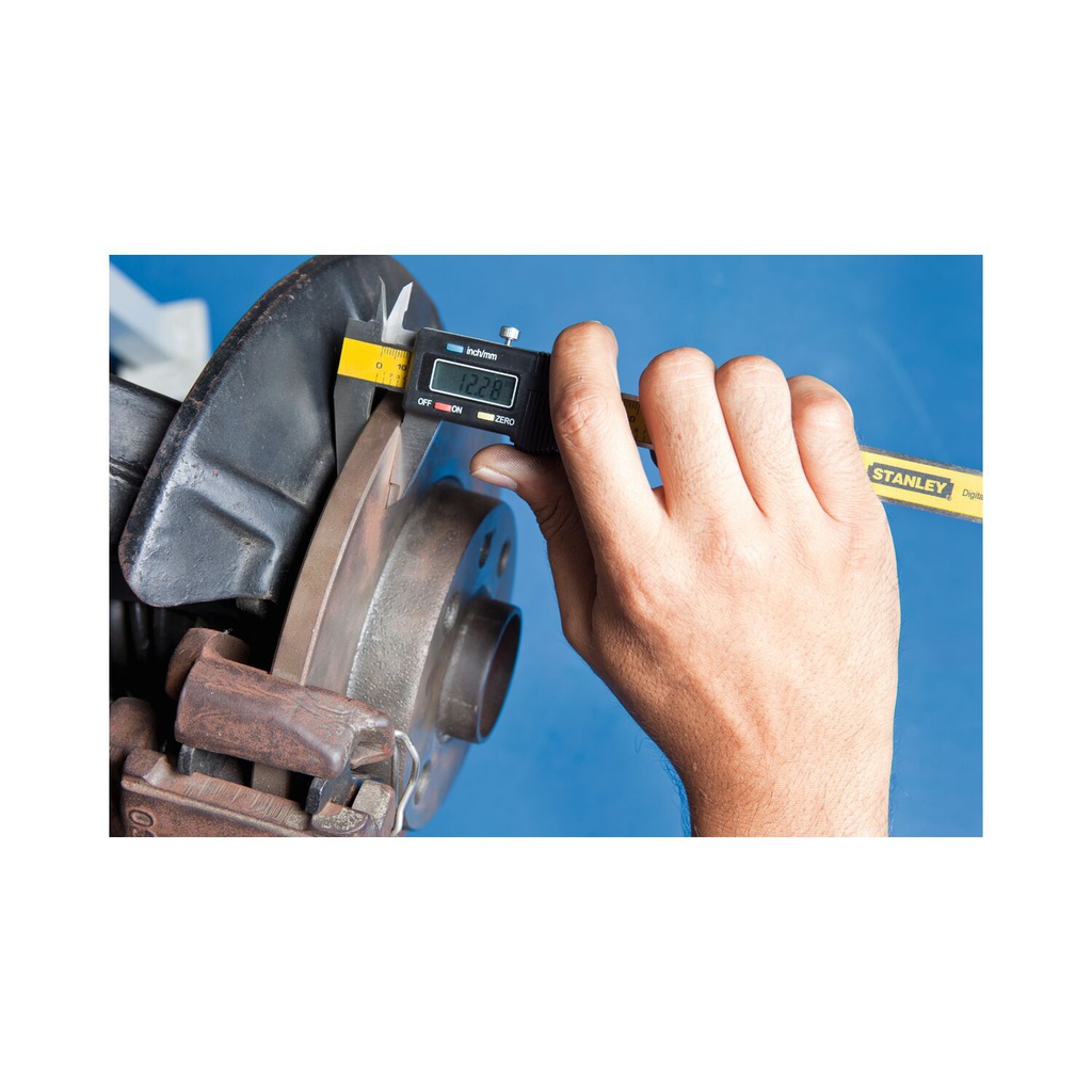 CALIBRADOR PIE DE REY DIGITAL 6" 0.02MM 78-440LA STANLEY
