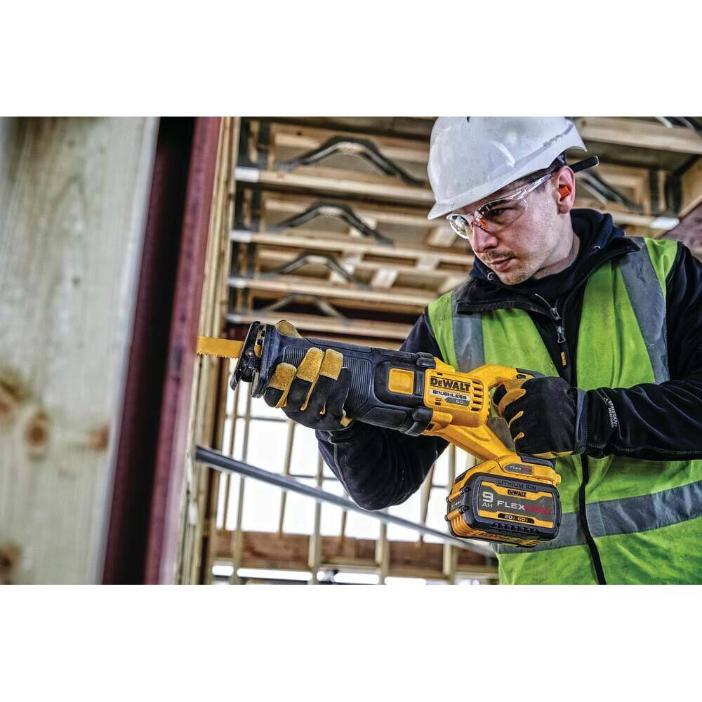 SIERRA RECIPROCA INALAMBRICA 1-1/8" 12 A 0-2900 SPM DCS389X2 DEWALT